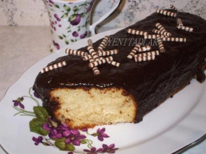 Cikolata Kaplamali Baton Kek: