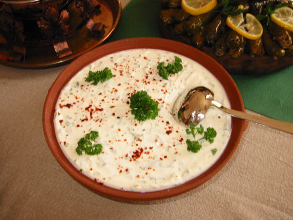 Tarator sosu Tarifi