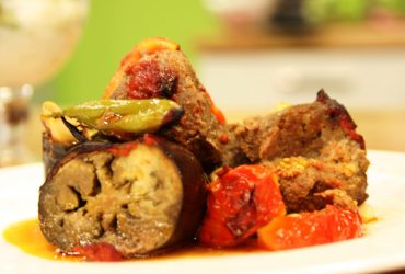 Ramazan Tarifleri: Patlıcanlı Köfteli Tepsi Kebabı