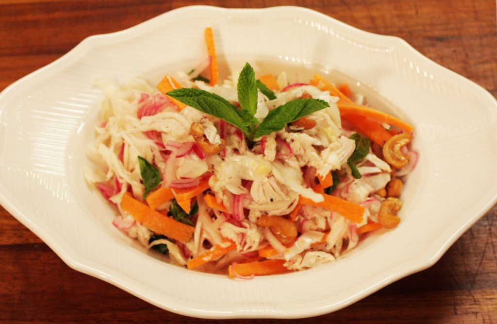 Vietnam Usulu Tavuk Salatası